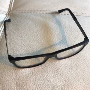 Gucci Black Rectangular Eyewear